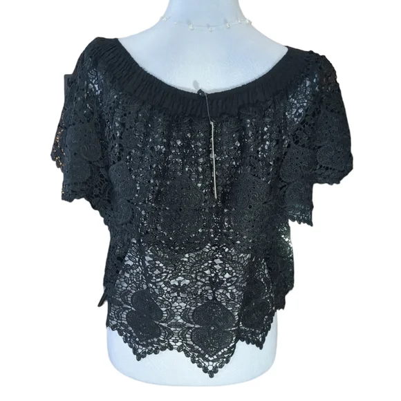 San joy shoulder Top color black embroidery - Picture 3 of 6